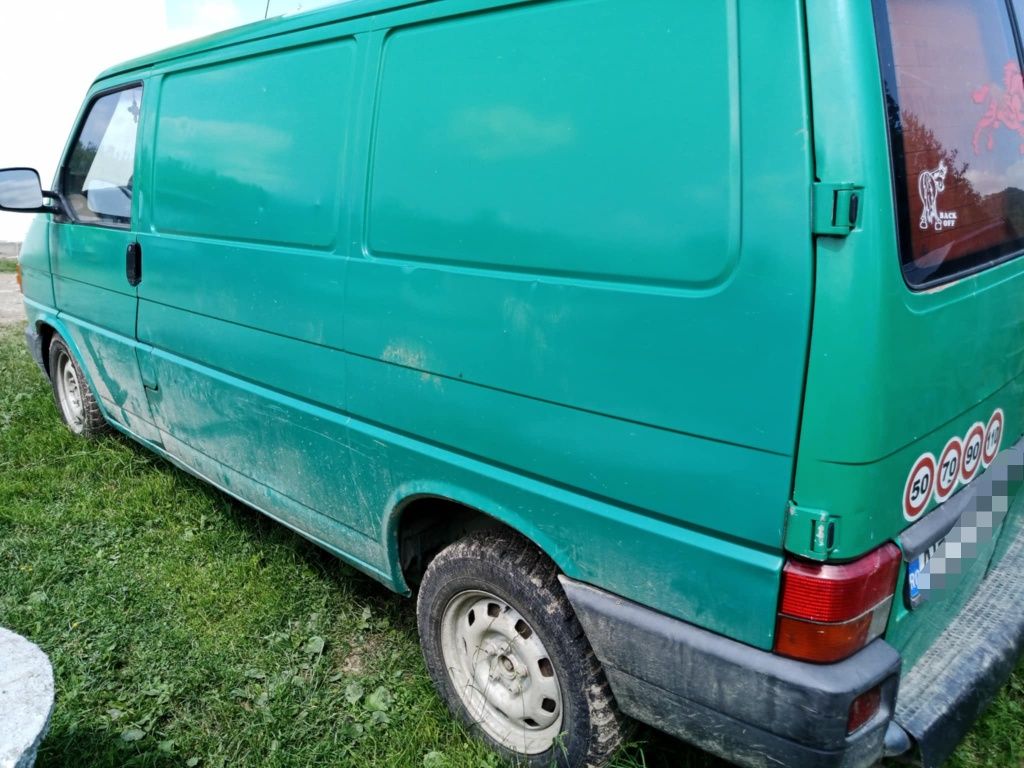 Vând sau dezmembrez wolkswagen t4