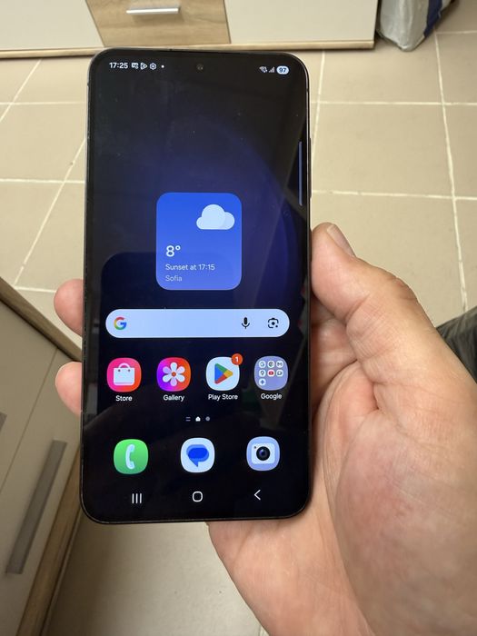 Samsung Galaxy S23 5G 8/128gb отличен