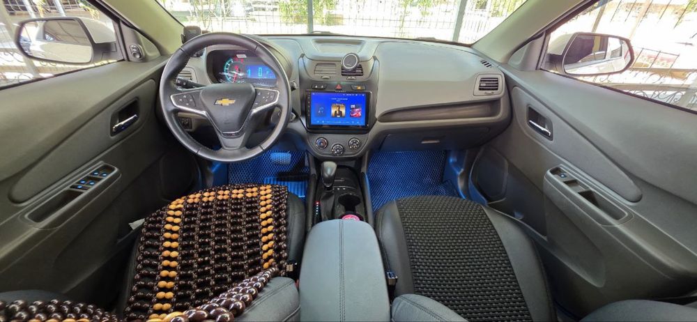 Chevrolet Cobalt 4