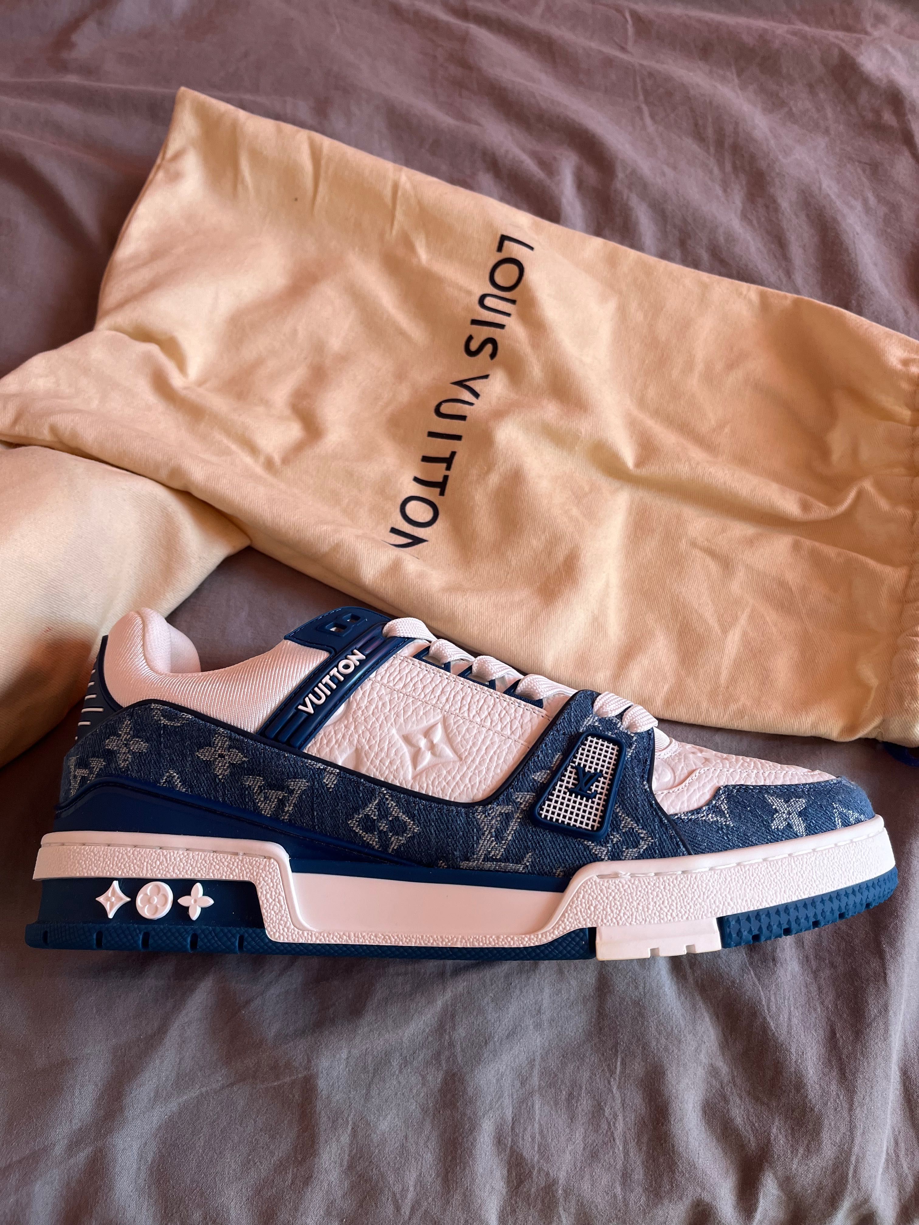 Louis Vuitton 42