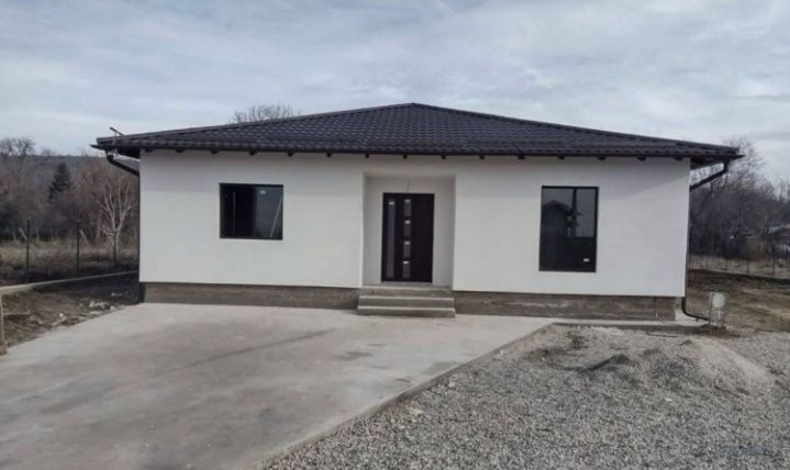 Constructii case pe structura metalica