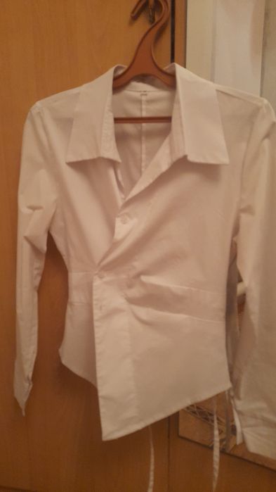 Продам кофточку со стразами и рубашку для девочки подростка