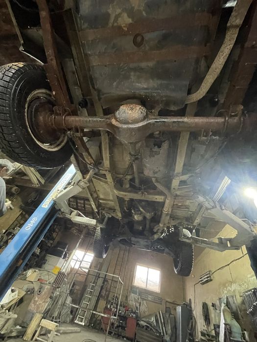 ARO 244, 2001 г, с двигател на ГАЗ 24