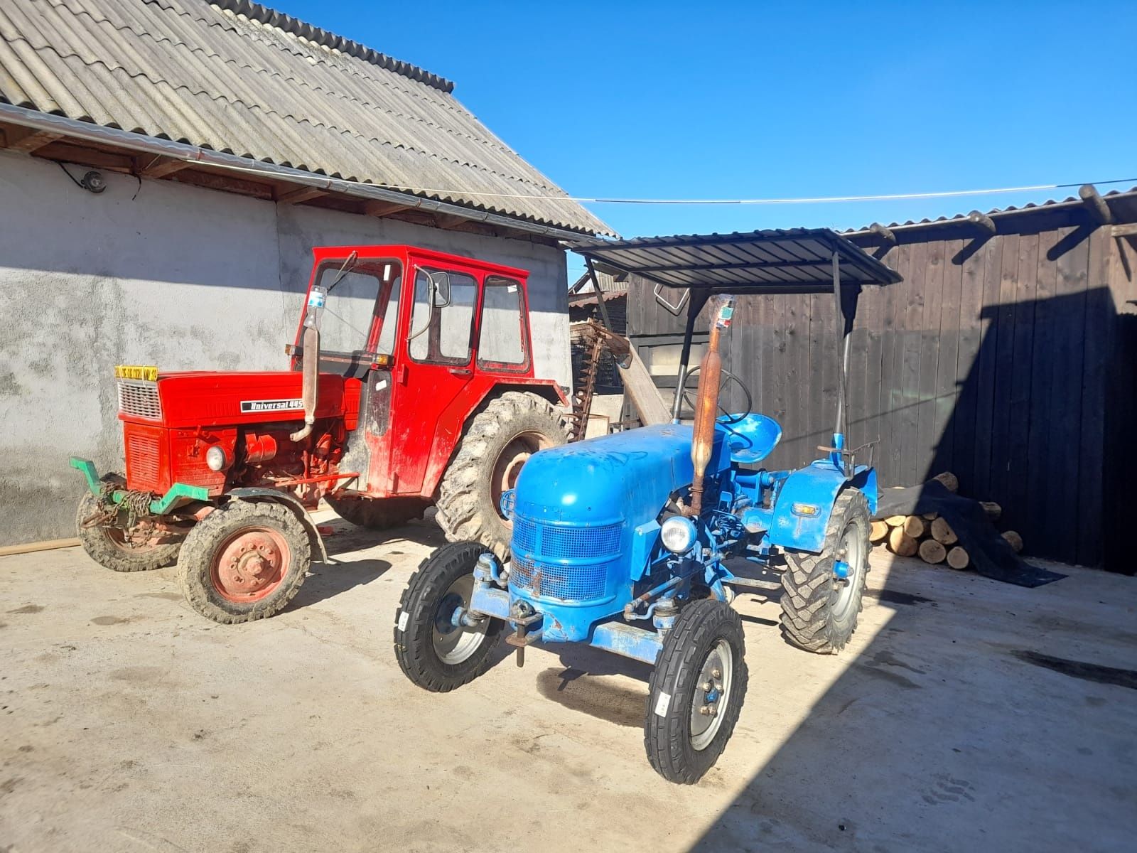 Vînd sau schimb cu remorcă basculantă pe o acxă. tractor Kramer, în st