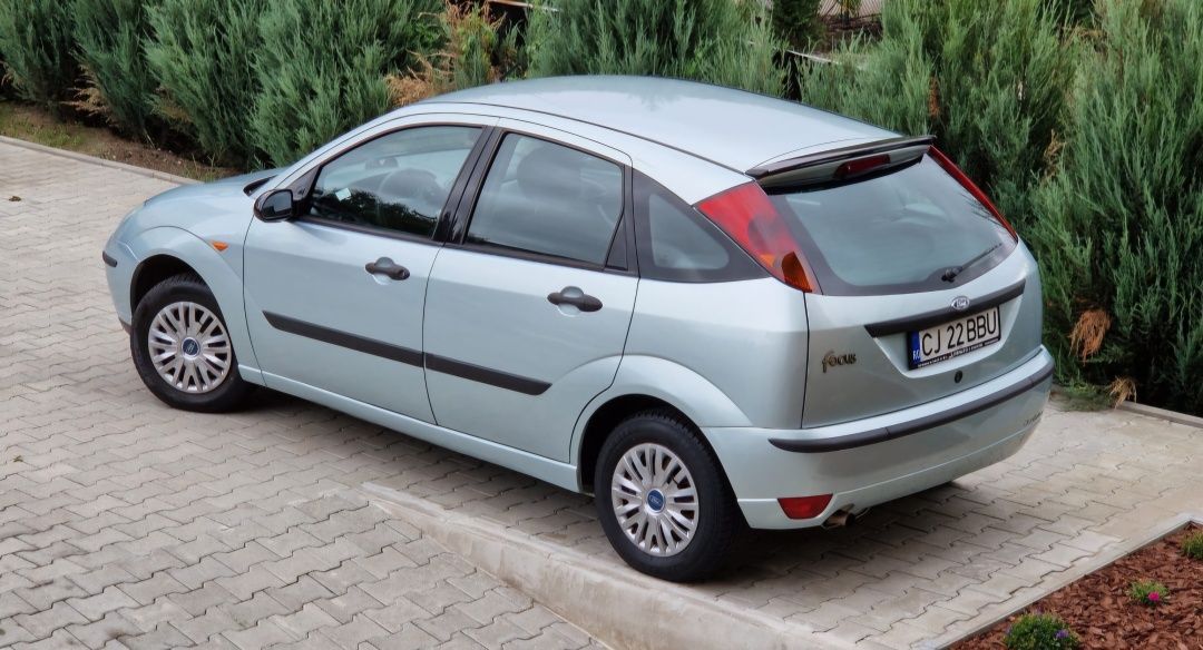Vând Ford Focus 1.6 benzina (vand/schimb sau pt programul rabla)
