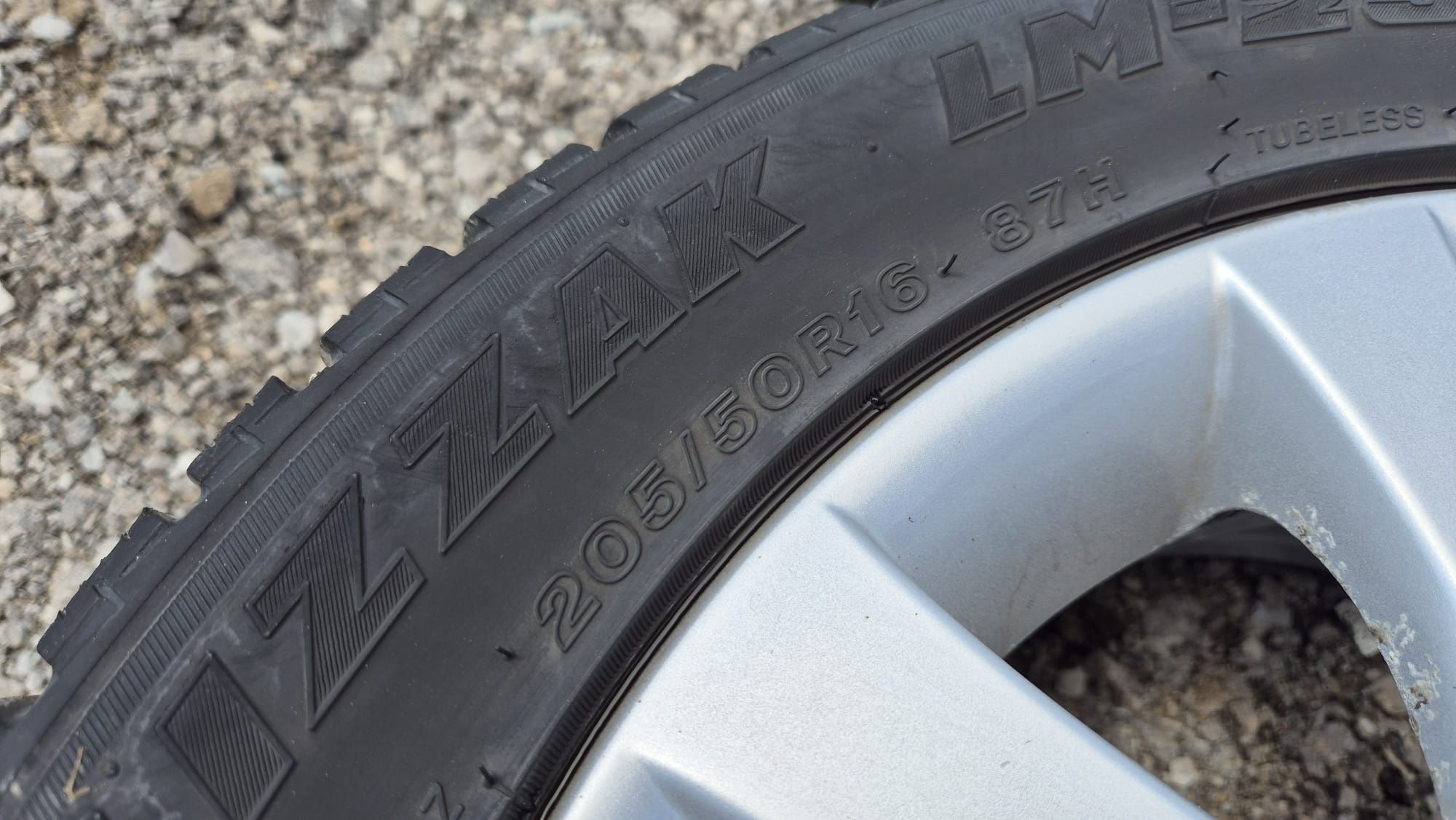 Оригинални джанти Нисан 4/114.3 Nissan Almera 4x114.3