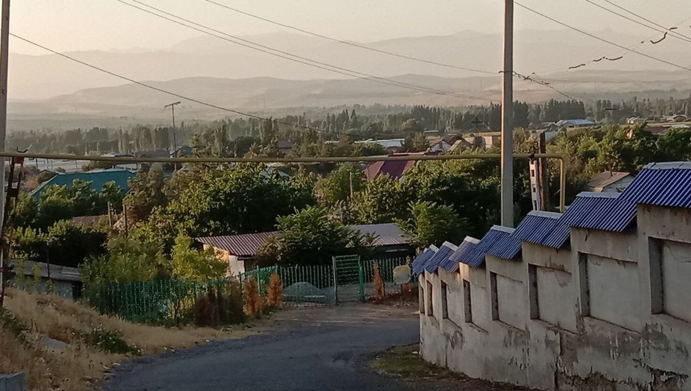 Chirchiq Aranchada dacha sotiladi. Продаётся дача