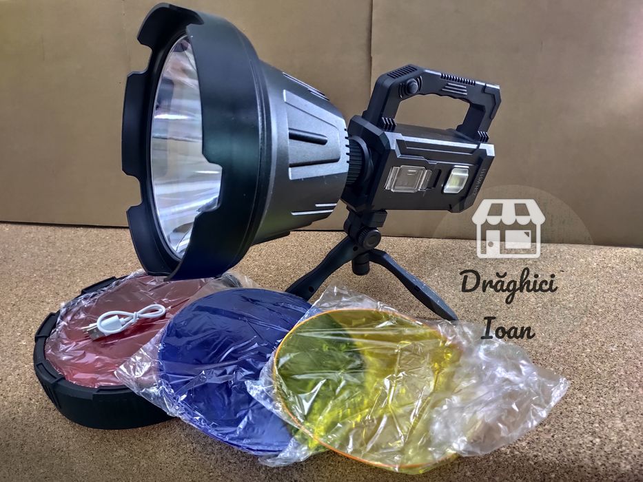 Lanterna proiector mare MAXIMUM W5111 cu noul led XHP90.3 OC