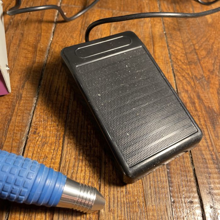 Pila electrica pentru manichiura