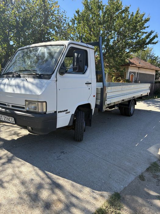 Dezmembrez Nissan Trade Cabstar