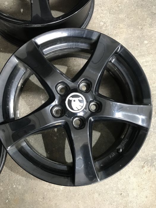 Set jante negre R 16 pt Skoda / Vw / Seat 5 x 112