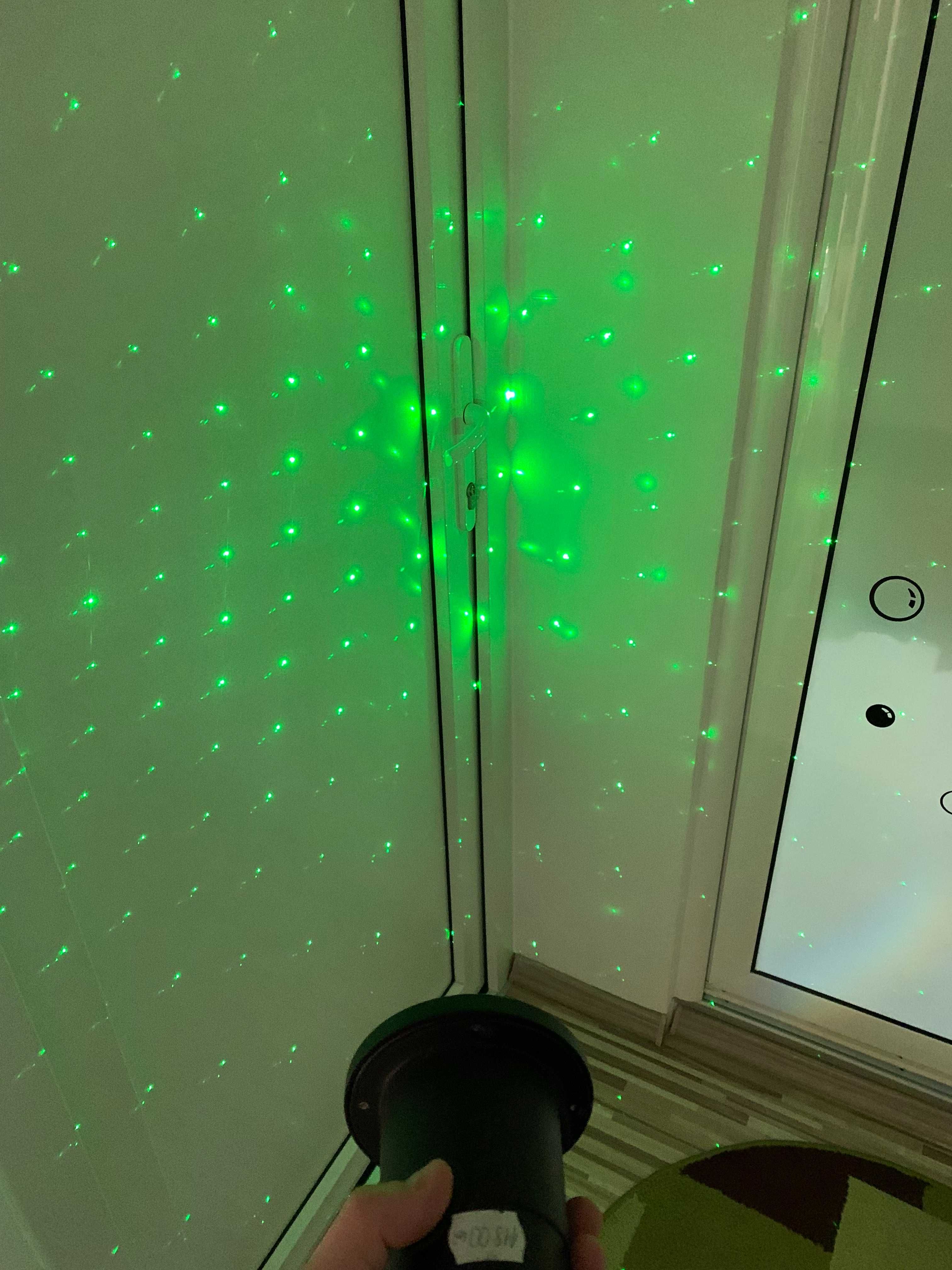 Proiector laser lumina decorativa pentru casa