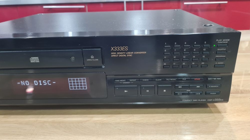 Vand CD player SONY  X333ES