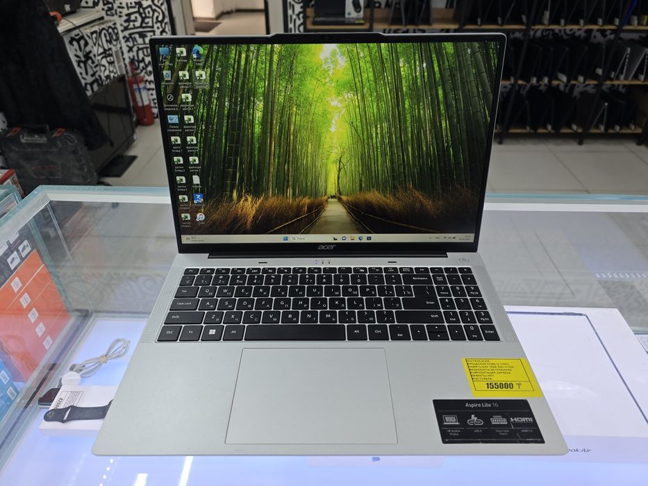 Ноутбук Acer core i3 1305u озу 16gb ssd512gb