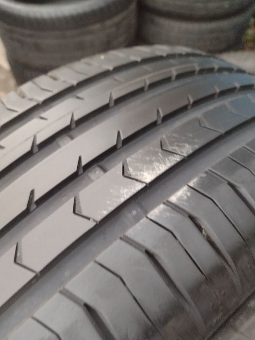 Перфектни 2бр.215/55/17 Continental dot4815