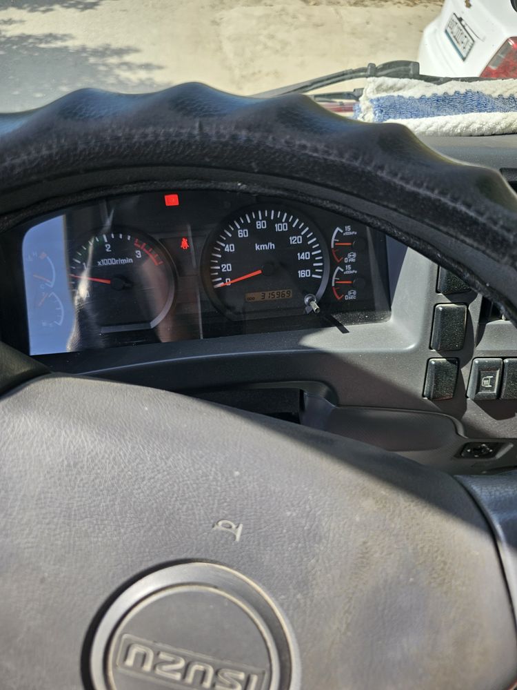 Isuzu super salon 2022-yil