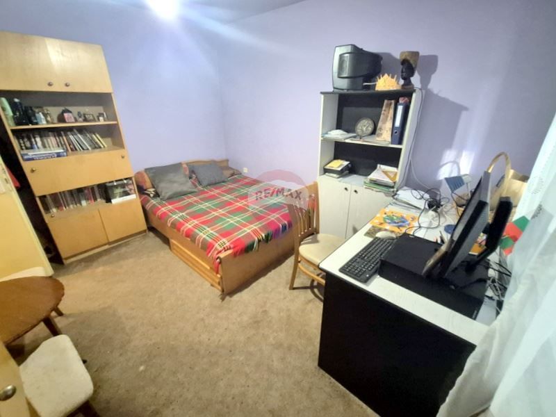 Продава се Четиристаен апартамент в Варна, Лятно кино Тракия - 100 кв.м за 2330 €/кв.м - Снимка #9