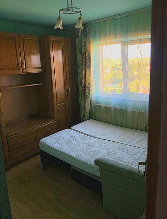 Închiriez apartament cu 2 camere, semidecomandat