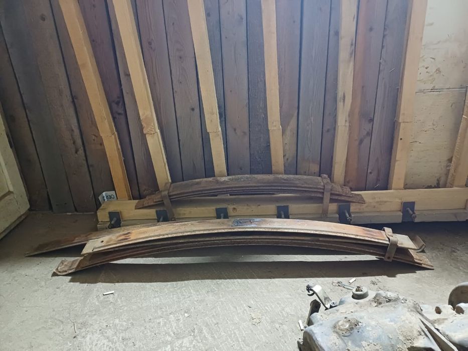 Продам запчасть рессора