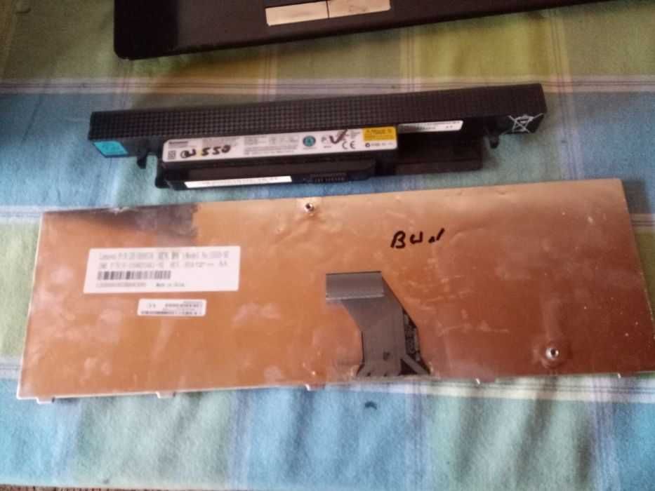 Dezmembrez Lenovo U550 -placa baza carcasa Pret F Mic