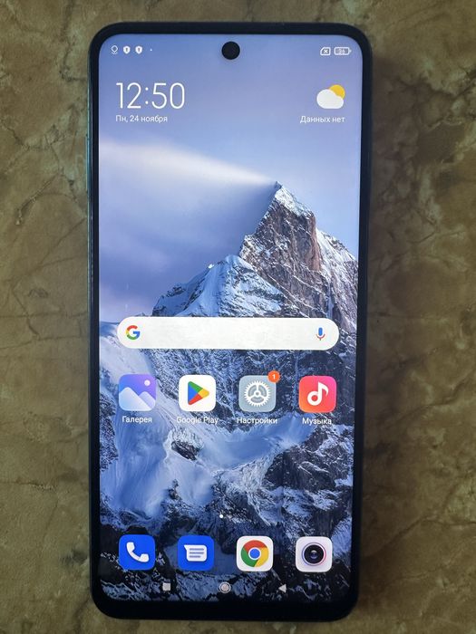Продам смартфон Redmi Note 9S