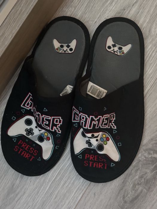 Papuci de casa gaming