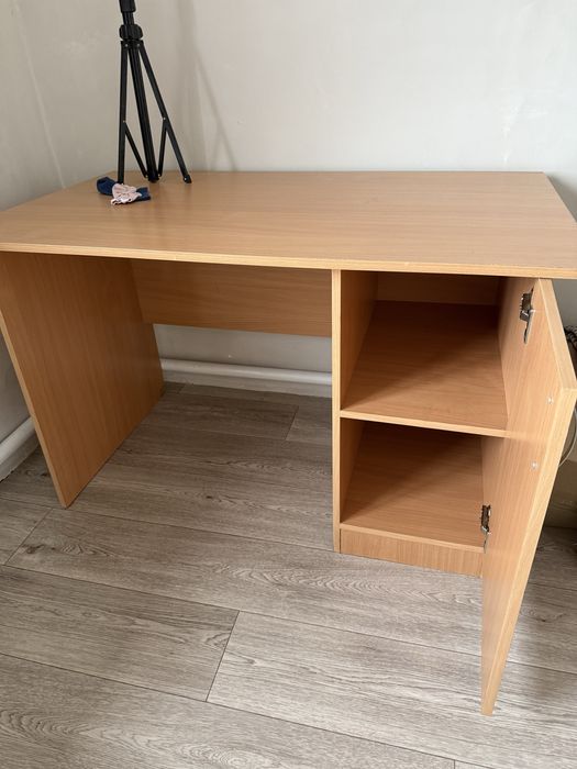 Продам писменный стол