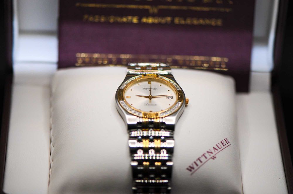 Швейцарски дамски часовник с диаманти - Wittnauer Laureate