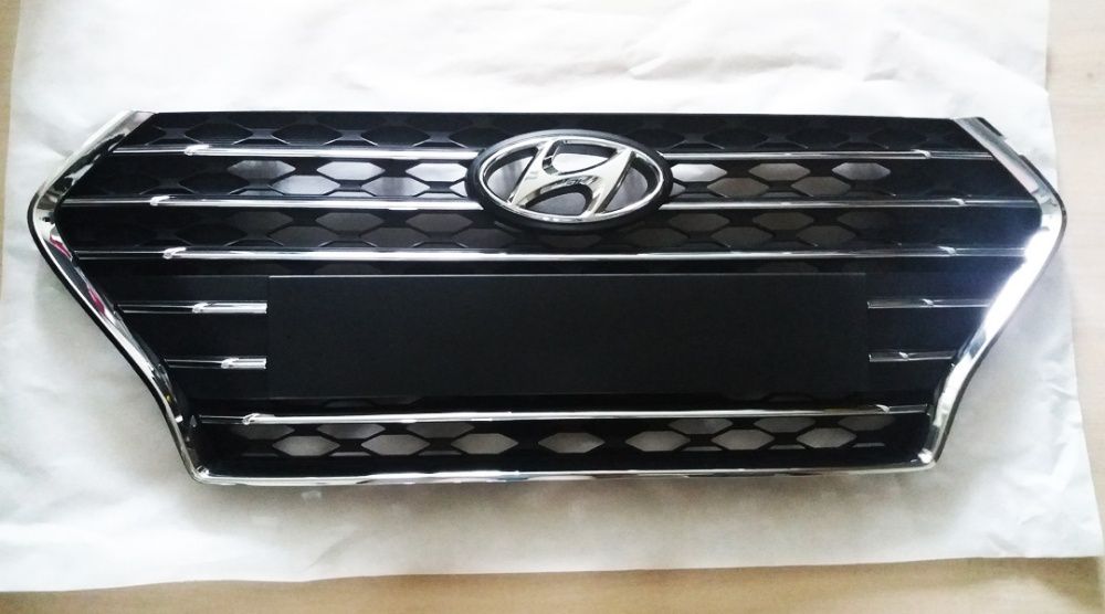 Решетка радиатора HYUNDAI ACCENT/SOLARIS 17-20 с хромом
