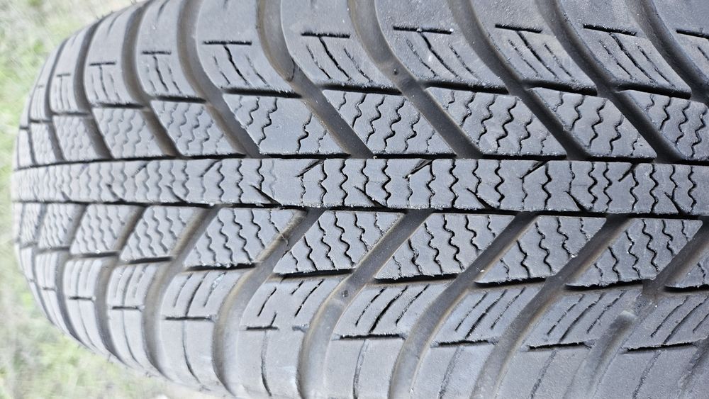 2бр гуми 175 65 14 дот 24 нексен