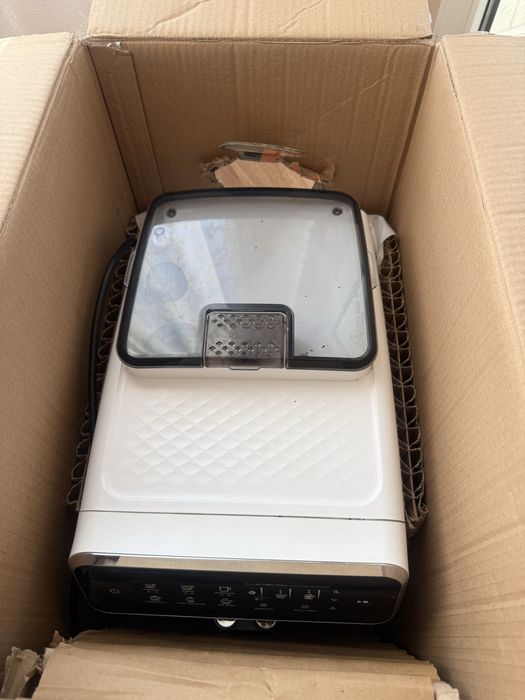 Кафеавтомат Philips EP3243/50 LatteGo