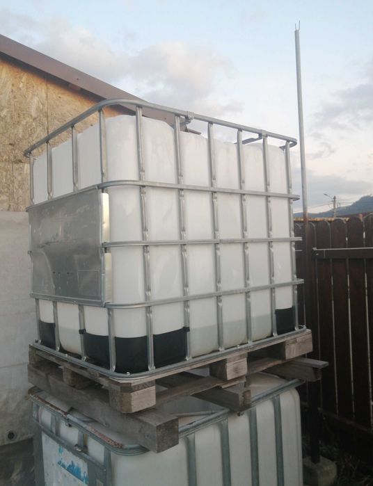 Rezervor IBC 1000 l (Bazin Curat)