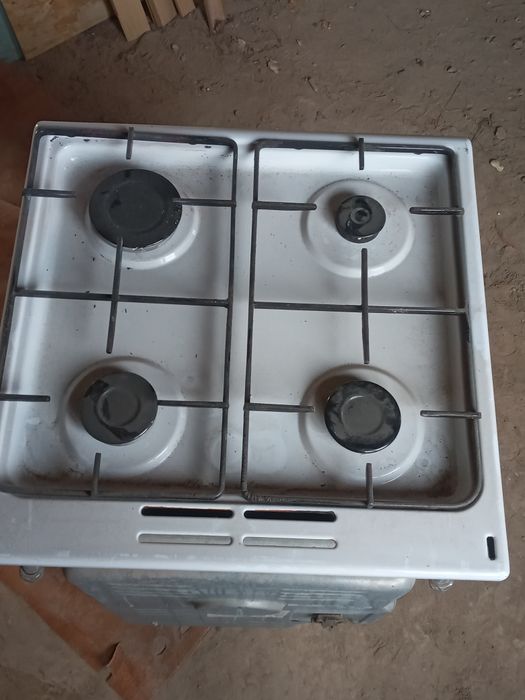 Продам рабочи газовый плитку