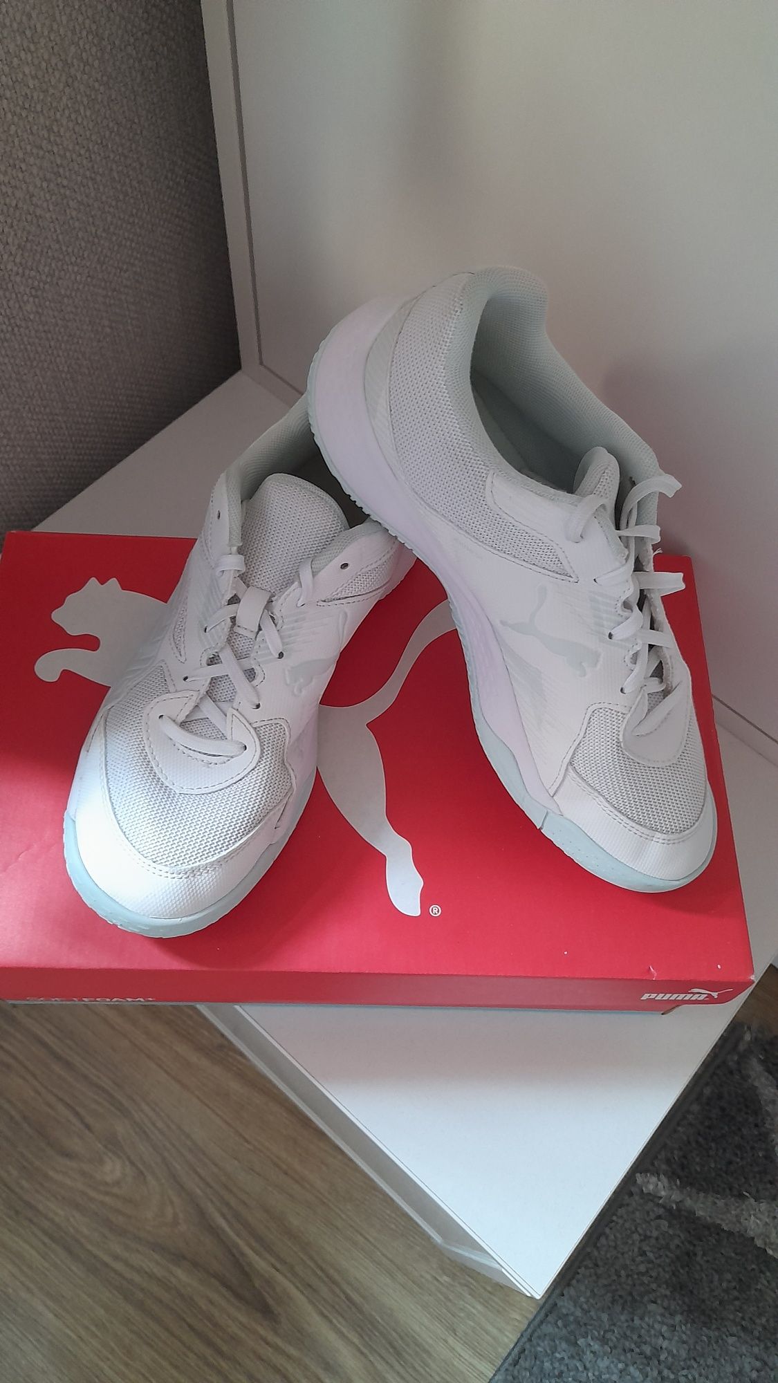 Продавам Маратонки Puma