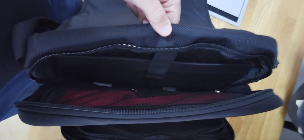 Geanta NOUA Samsonite pentru laptop si documente