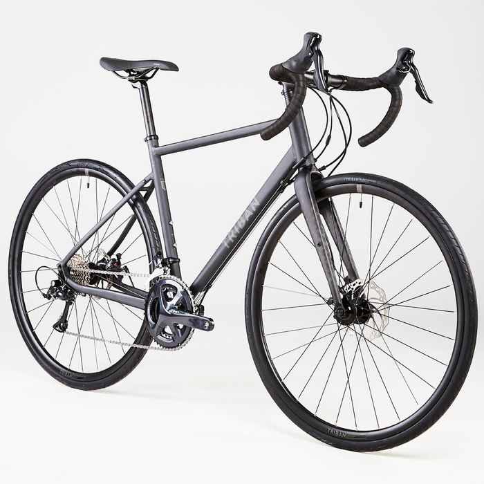 Semicursiera / Gravel 700 / 28  tubeless triban rc 500