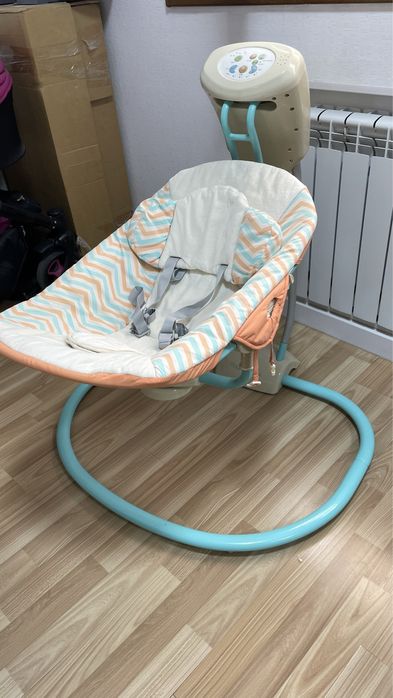 Электронная музыкалная люлька  качели