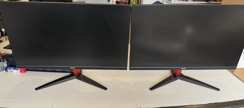 Монитори (2 броя): Acer Nitro QG271Ebii