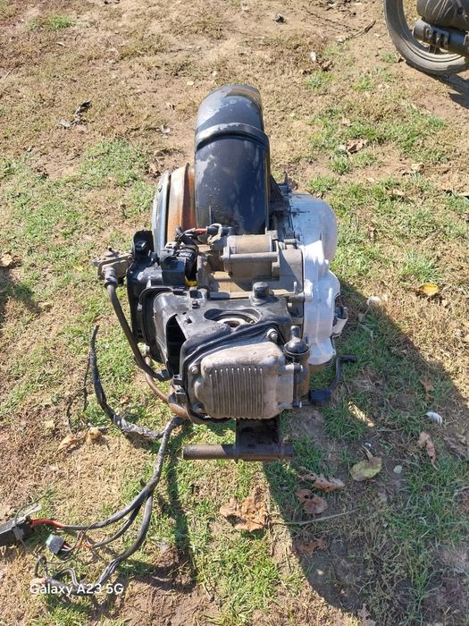 Motor piaggio liberty 125