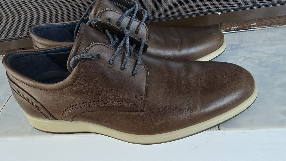 Pantofi Ecco  39 Noi
