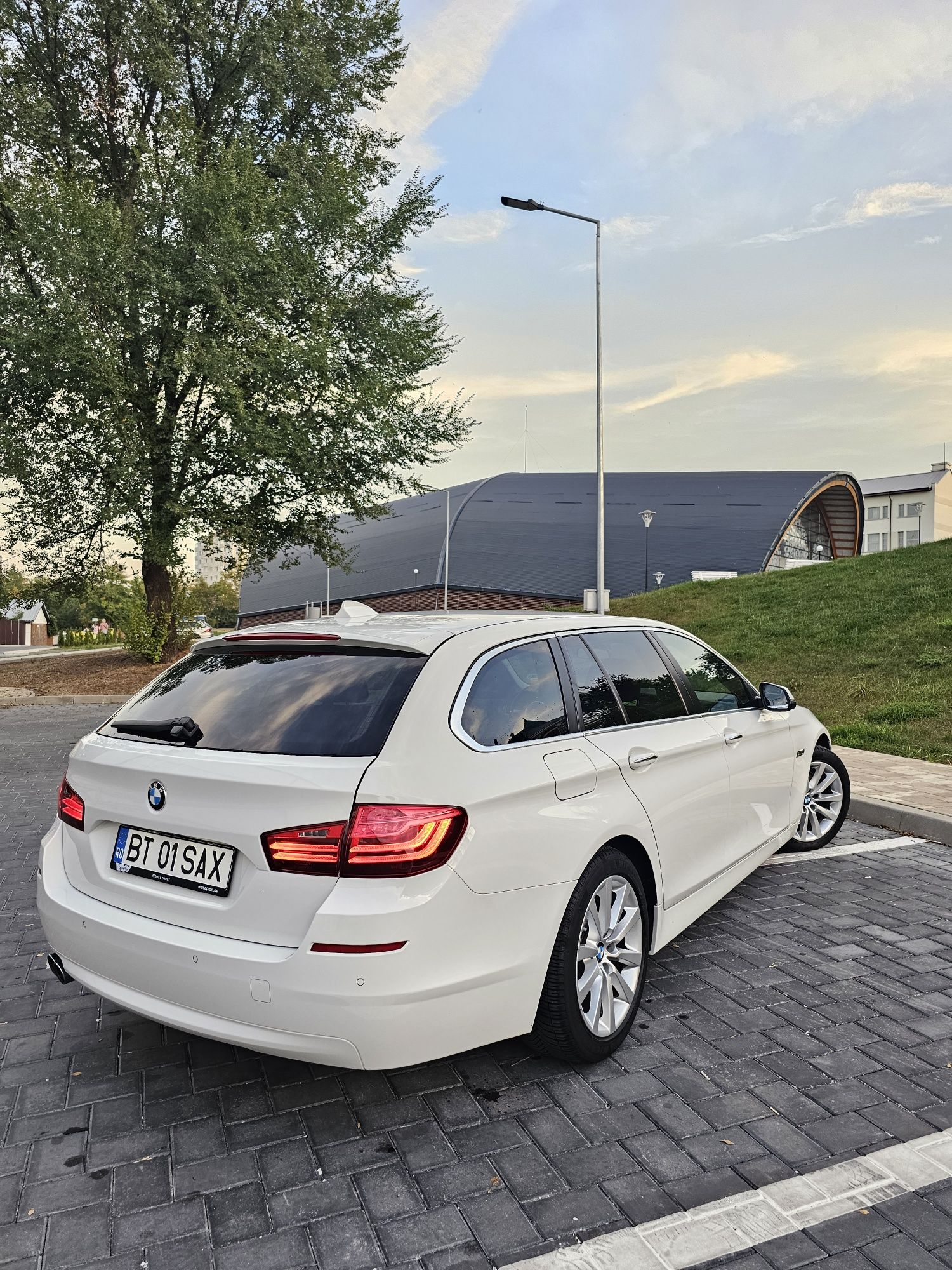 BMW Seria 5 525d F11/F10