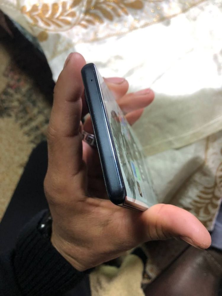 Honor 70 256 xolati yaxshi