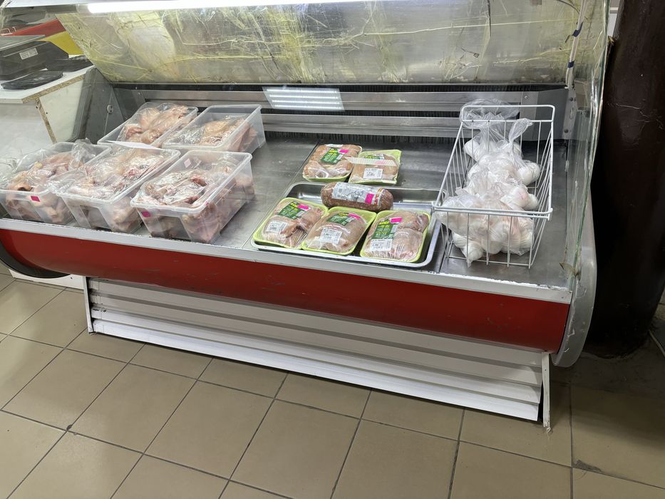 Продам холодильник витрина б/у