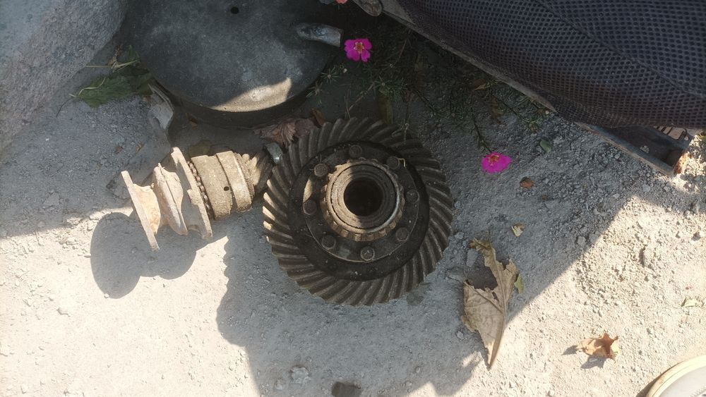 Уаз 41/8 редуктор сотилади янгидай!