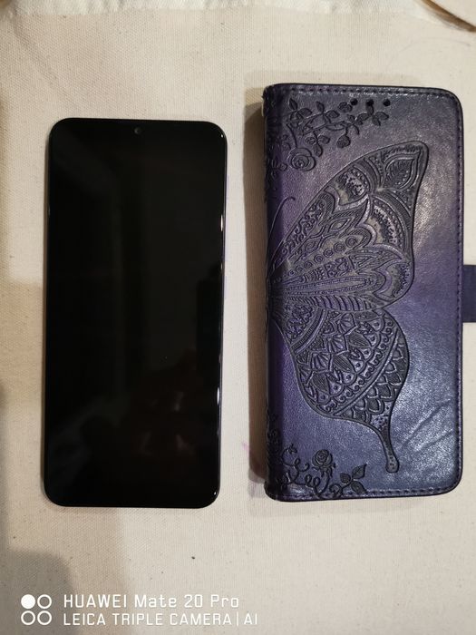 Телефон Моторола g10