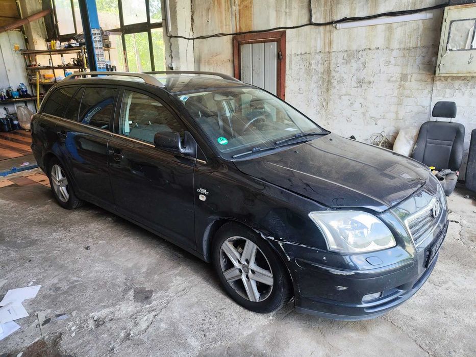 Toyota Avensis T25 На части 2.2 177кс тойота авенсис