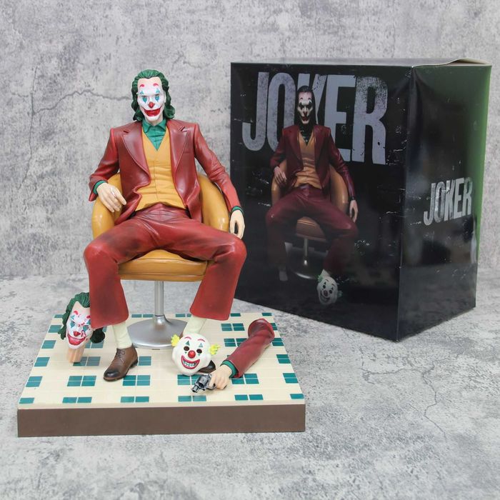 Figurina DC Universe 28cm Joker NOUA SIGILATA