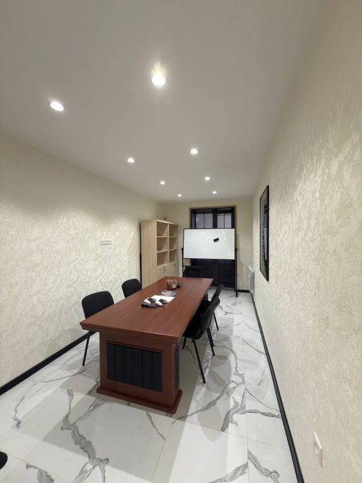 Юнус Раджаби Интерпол | 82кв - нежилое помещение Аренда