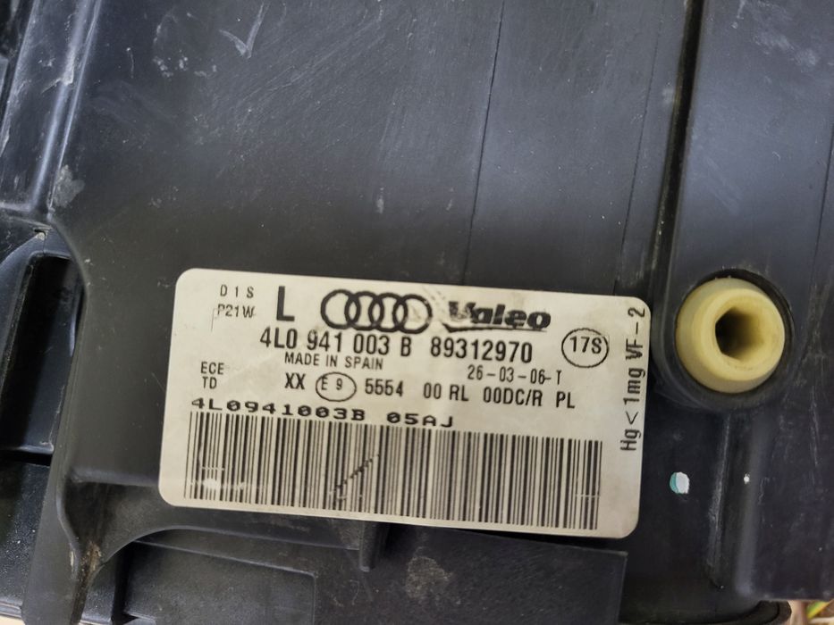 Ляв фар Audi Q7 ЗАВИВАЩ ксенон lqv far ауди кю7 zavivasht