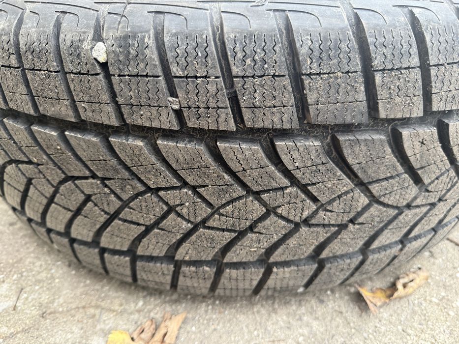 Mercedes Benz GLS GLE 275/50/20 зимни гуми